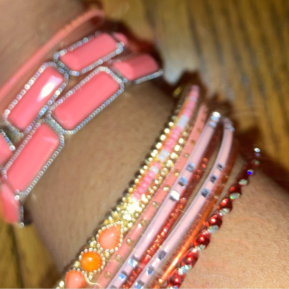 Stackable Bracelets Bundle- Coral colors - Picture 2 of 3